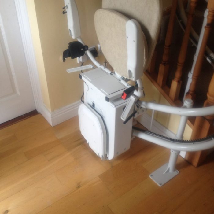 carraige starting position stair lift