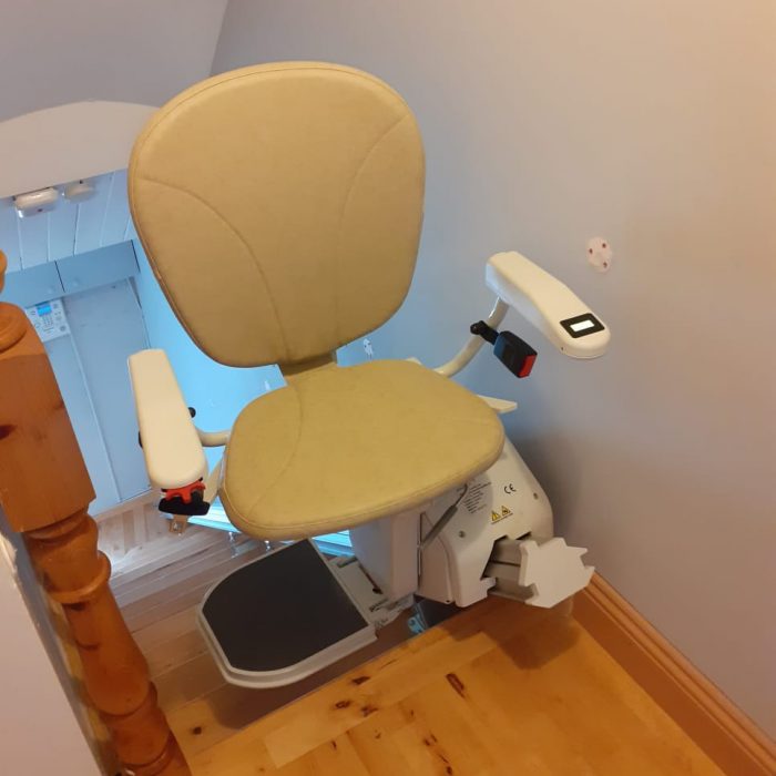 narrow stair lift