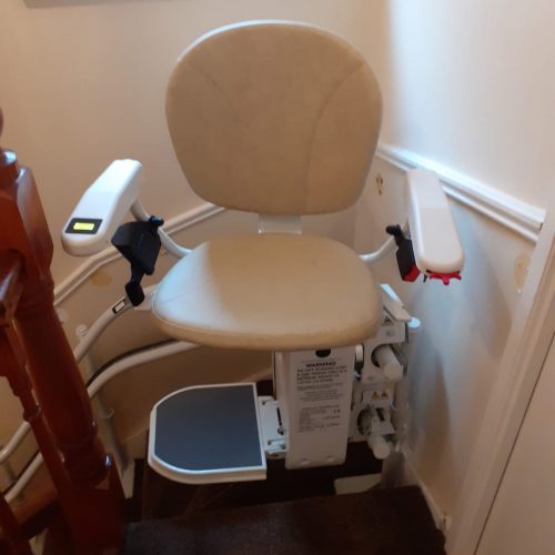 stair lift that turns corners